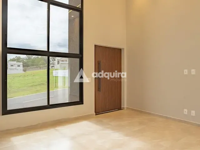 Casa com 314m² 3 quartos e 3 banheiros, à venda, no bairro Orfãs em Ponta Grossa