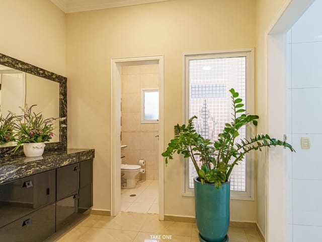 Foto do Casa - Casa no condomínio Condomínio Villaggio di Verona para venda com 3 quartos, sendo 3 suítes, 235m² | Lares e Andares Imóveis