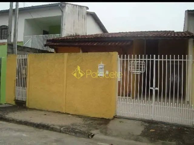Casa 3 quartos e 2 banheiros, à venda, no bairro Jardim Cristina em Pindamonhangaba