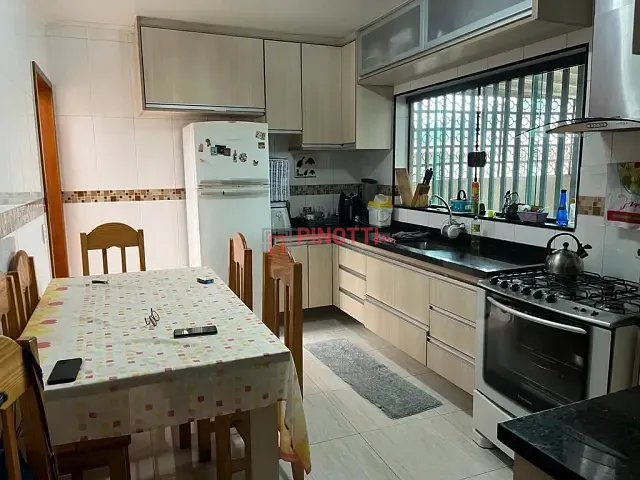 Casa 3 quartos e 1 banheiro, à venda, no bairro Ferrazópolis em São Bernardo do Campo