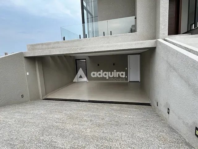 Casa 3 quartos e 4 banheiros, à venda, no bairro Jardim Carvalho em Ponta Grossa