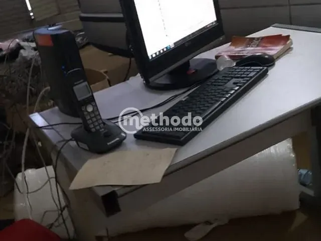Casa com 300m² 1 quarto e 1 banheiro, para alugar, no bairro Jardim Chapadão em Campinas