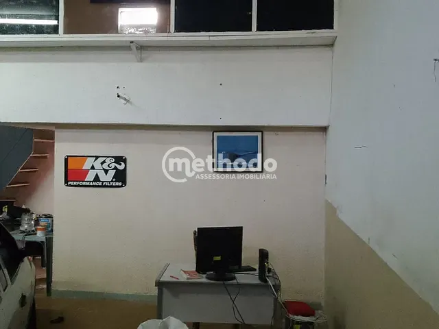 Casa com 300m² 1 quarto e 1 banheiro, para alugar, no bairro Jardim Chapadão em Campinas
