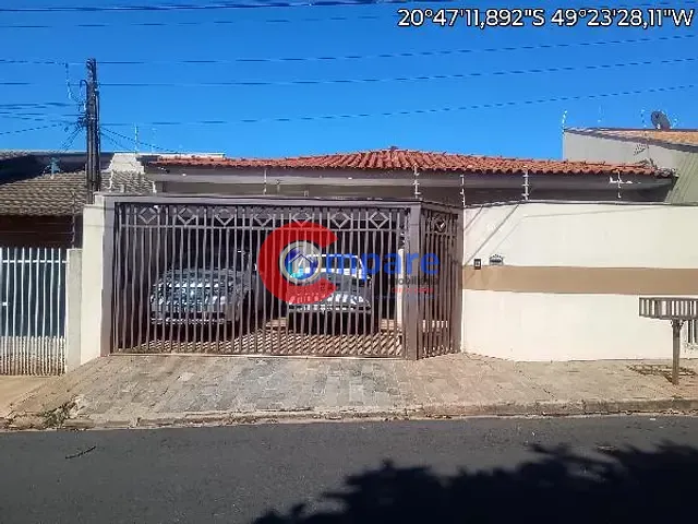 Casa com 152m² 3 quartos e 1 banheiro, à venda, no bairro CONJUNTO HABITACIONAL COSTA DO SOL em Sao Jose Do Rio Preto