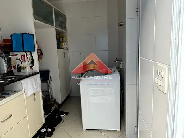 Casa com 317m² 4 quartos e 3 banheiros, à venda, no bairro Jardim Valparaíba em São José dos Campos