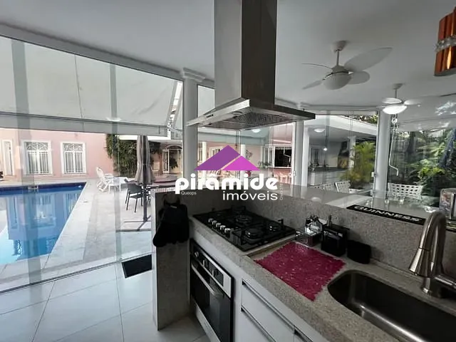 Casa com 720m² 4 quartos e 6 banheiros, à venda, no bairro Jardim das Colinas em São José dos Campos