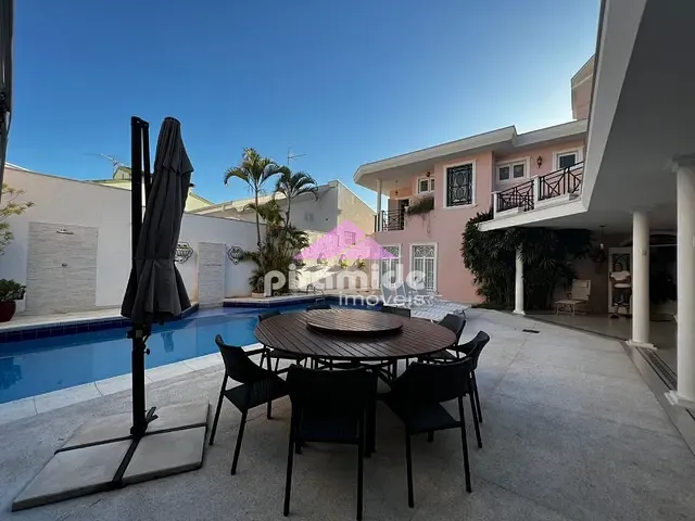 Casa com 720m² 4 quartos e 6 banheiros, à venda, no bairro Jardim das Colinas em São José dos Campos
