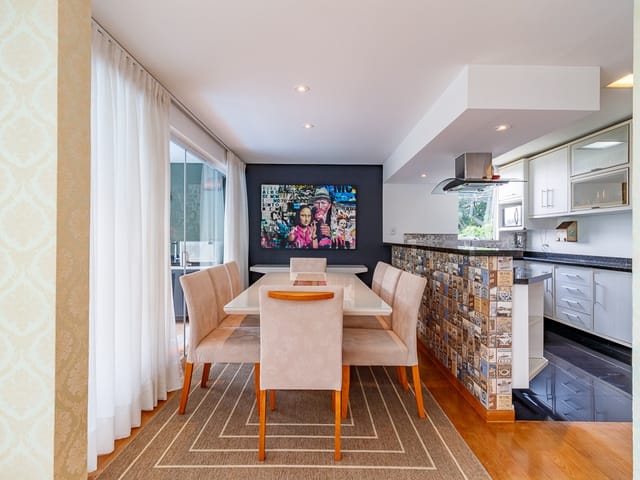 Foto do Casa - Casa em condomínio para venda com 3 quartos, sendo 3 suítes, 268m² | Lares e Andares Imóveis