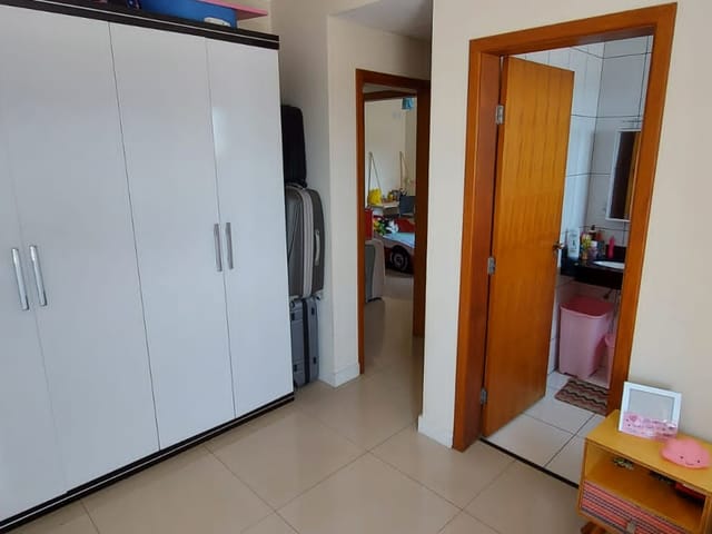 Casa 3 quartos e 5 banheiros, à venda, no bairro Piracangaguá em Taubaté