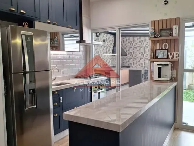 Casa com 148m² 3 quartos e 1 banheiro, à venda, no bairro Urbanova em São José dos Campos