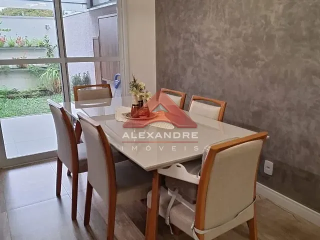 Casa com 148m² 3 quartos e 1 banheiro, à venda, no bairro Urbanova em São José dos Campos