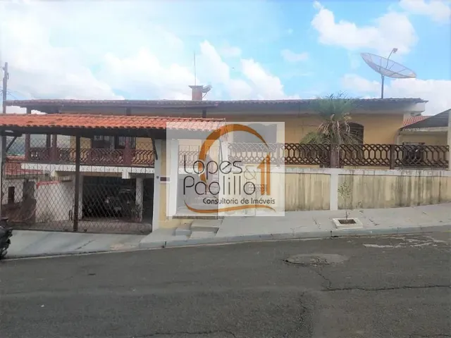 Casa com 1081m² 3 quartos e 2 banheiros, à venda, no bairro Jardim Paulista em Atibaia