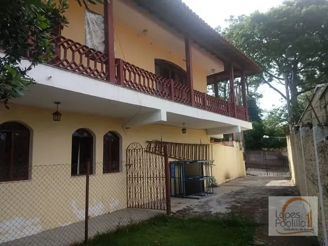 Casa com 1081m² 3 quartos e 2 banheiros, à venda, no bairro Jardim Paulista em Atibaia