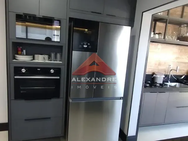 Casa com 250m² 2 quartos e 1 banheiro, à venda, no bairro Jardim das Flores em São José dos Campos