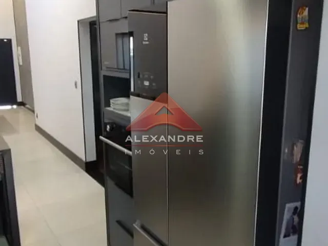 Casa com 250m² 2 quartos e 1 banheiro, à venda, no bairro Jardim das Flores em São José dos Campos