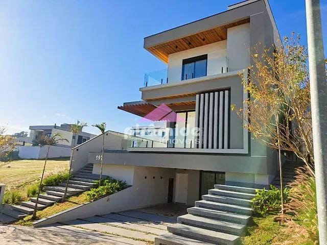 Casa com 460m² 5 quartos e 6 banheiros, à venda, no bairro Urbanova em São José dos Campos