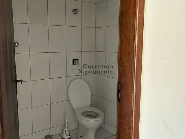 Casa com 154m², para alugar, no bairro Jardim Santa Maria em Jacareí