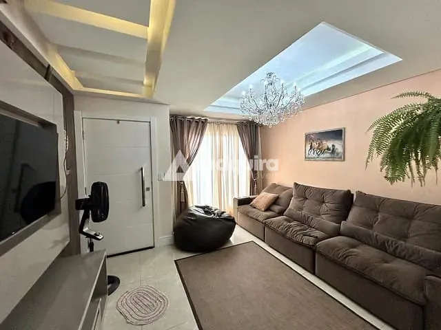 Casa com 359m² 4 quartos e 3 banheiros, à venda, no bairro Neves em Ponta Grossa