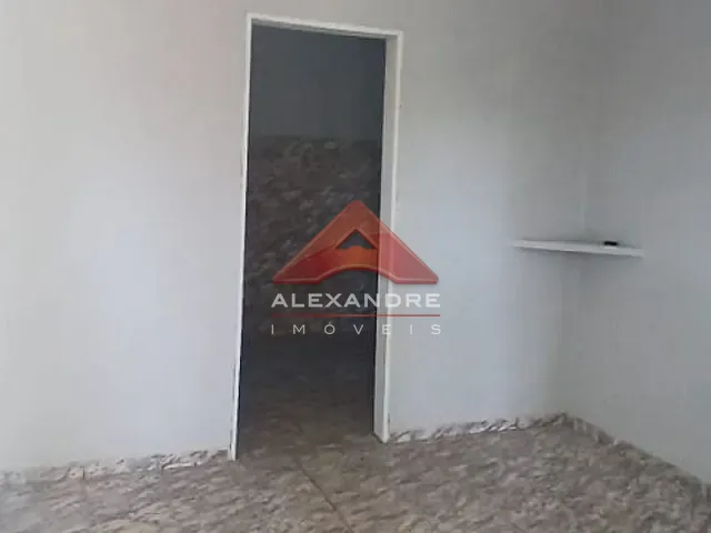 Casa com 148m² 3 quartos e 1 banheiro, à venda, no bairro Vila São Bento em São José dos Campos