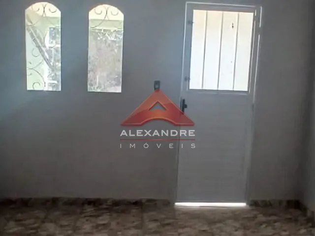 Casa com 148m² 3 quartos e 1 banheiro, à venda, no bairro Vila São Bento em São José dos Campos