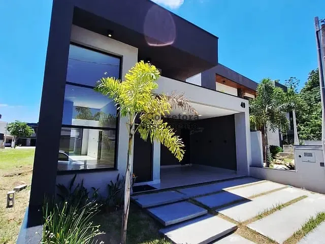 Casa com 212m², à venda, no bairro Jardim Jacinto em Jacareí