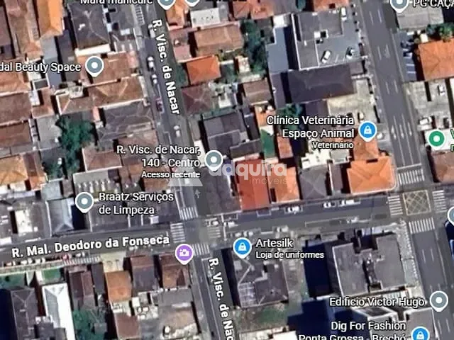 Casa 5 quartos e 4 banheiros, à venda, no bairro Centro em Ponta Grossa
