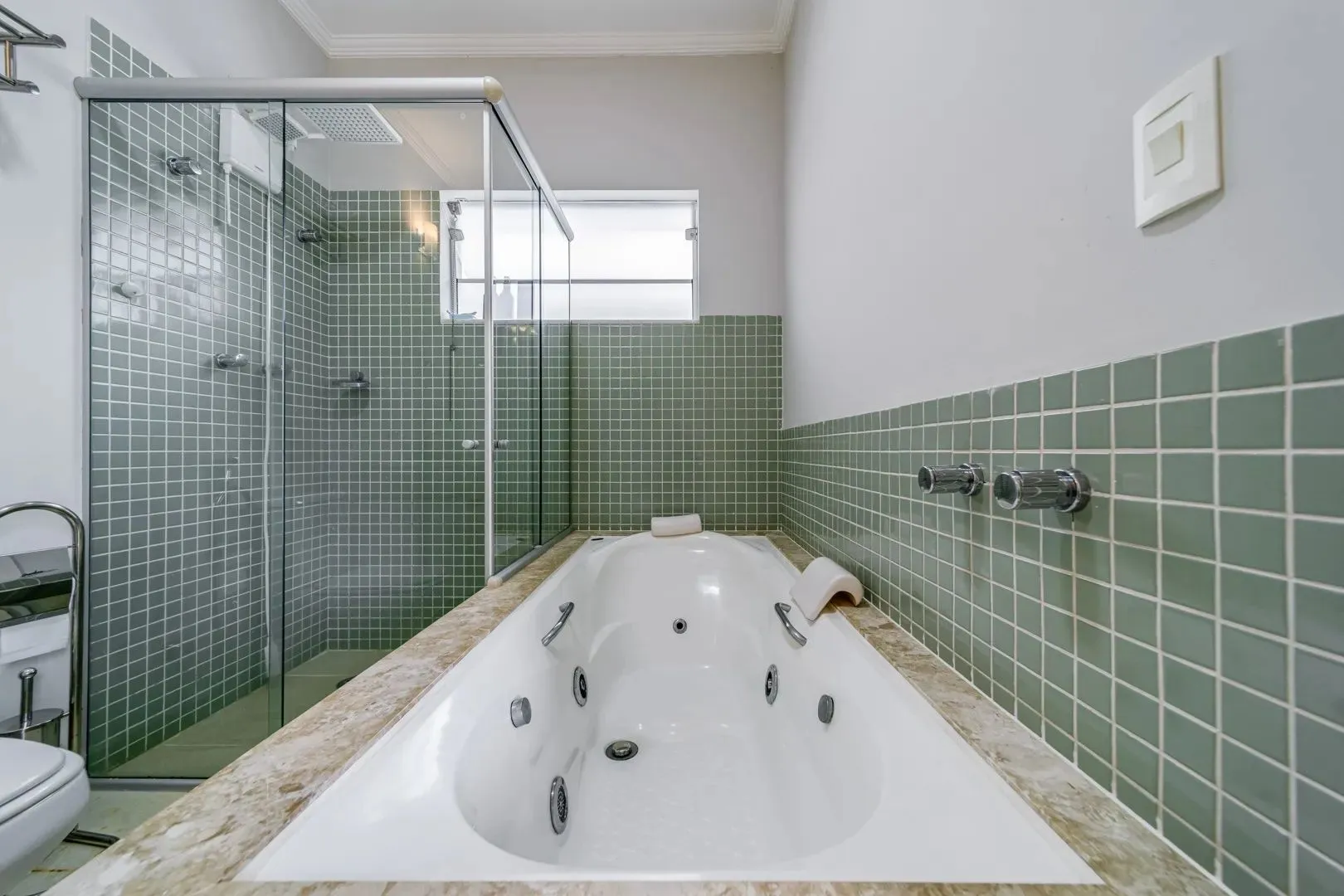 Casa, 4 quartos, 230 m² - Foto 27