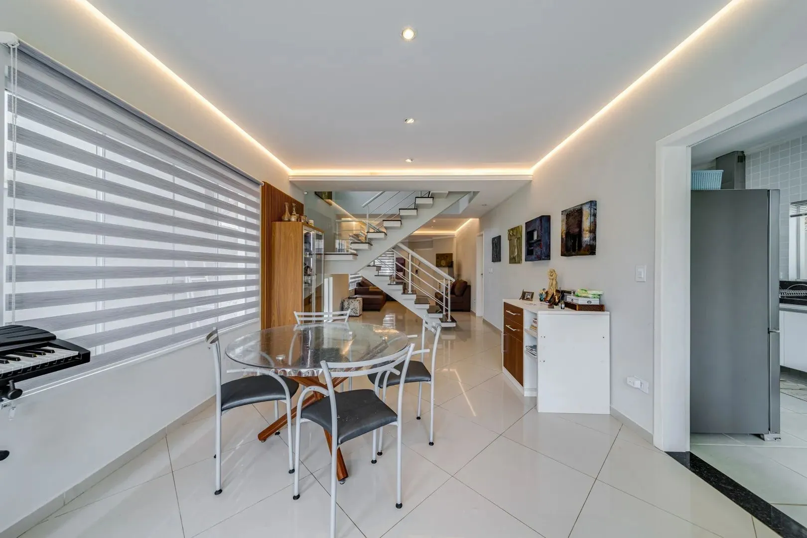 Casa, 4 quartos, 230 m² - Foto 35