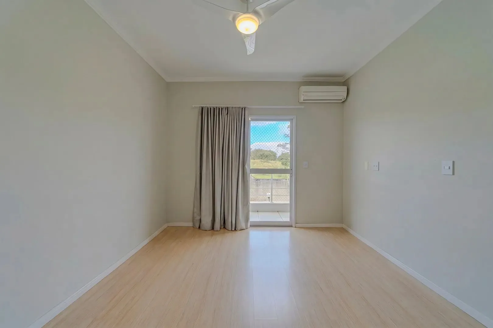 Casa, 4 quartos, 230 m² - Foto 7