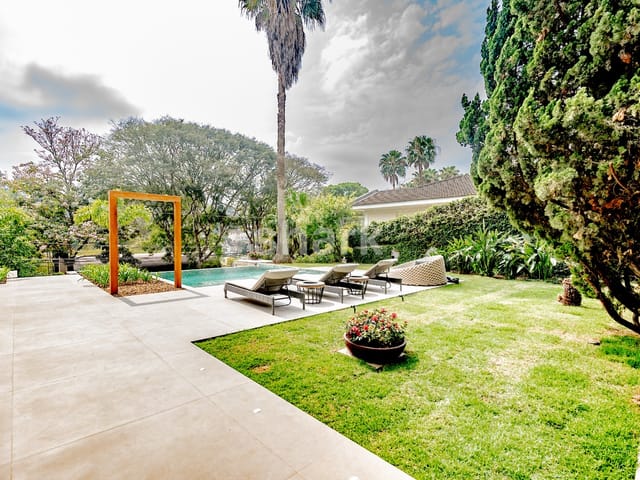 Casa com 1250m² 5 quartos e 7 banheiros, à venda, no bairro Residencial Tamboré em Barueri