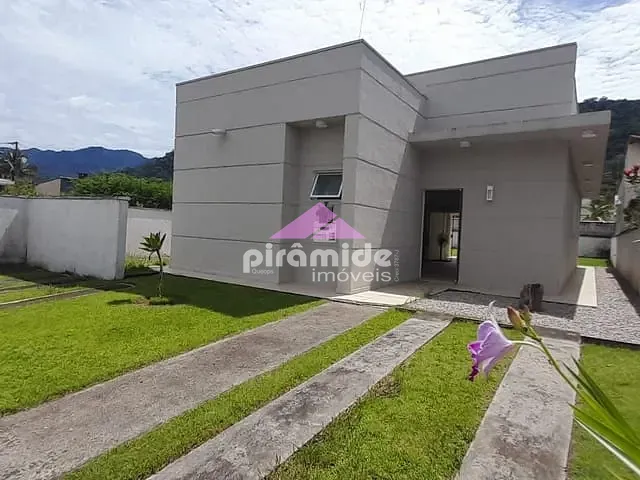 Casa com 360m² 3 quartos e 4 banheiros, à venda, no bairro Mar Verde em Caraguatatuba