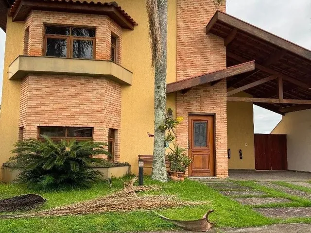 Casa com 325m² 3 quartos e 2 banheiros, para alugar, no bairro Urbanova em São José Dos Campos