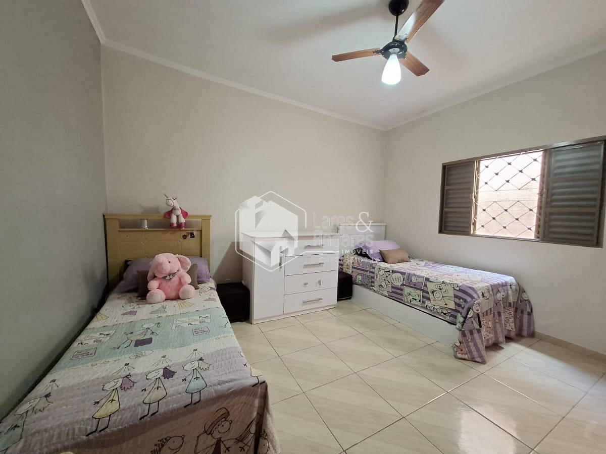 Casa à venda com 3 quartos, 167m² - Foto 17