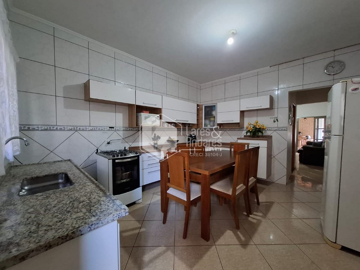 Casa à venda com 3 quartos, 167m² - Foto 5