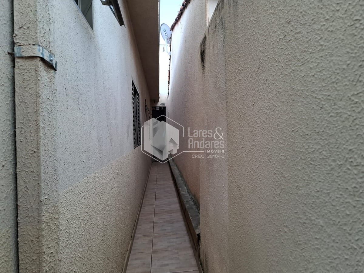 Casa à venda com 3 quartos, 167m² - Foto 7