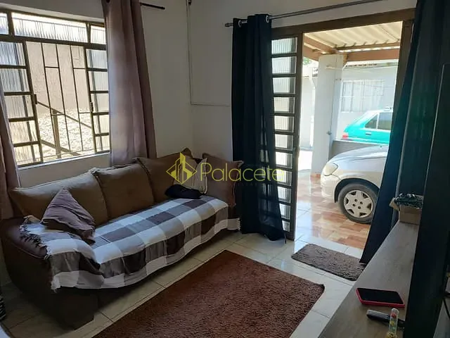 Casa com 440m² 2 quartos e 3 banheiros, à venda, no bairro Cidade Nova em Pindamonhangaba