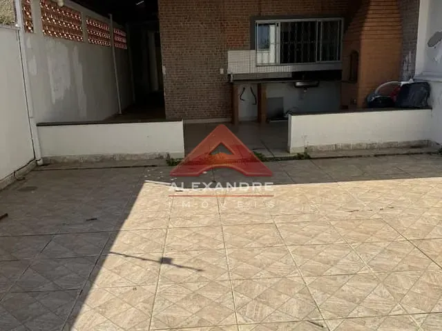 Casa com 156m² 3 quartos e 2 banheiros, à venda, no bairro Jardim Santa Luzia em São José dos Campos