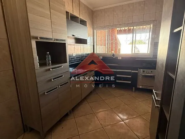 Casa com 156m² 3 quartos e 2 banheiros, à venda, no bairro Jardim Santa Luzia em São José dos Campos
