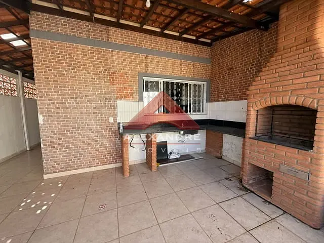 Casa com 156m² 3 quartos e 2 banheiros, à venda, no bairro Jardim Santa Luzia em São José dos Campos
