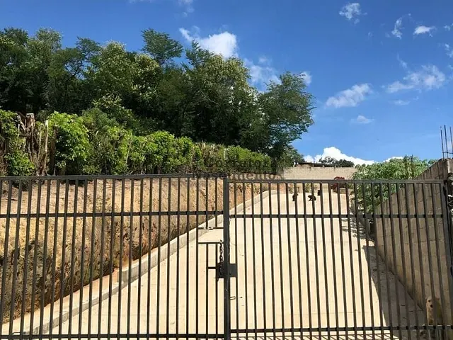 Casa com 1250m² 1 quarto e 1 banheiro, à venda, no bairro Veraneio Ijal em Jacareí