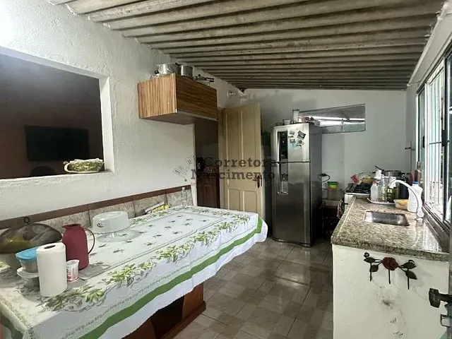 Casa com 1250m² 1 quarto e 1 banheiro, à venda, no bairro Veraneio Ijal em Jacareí
