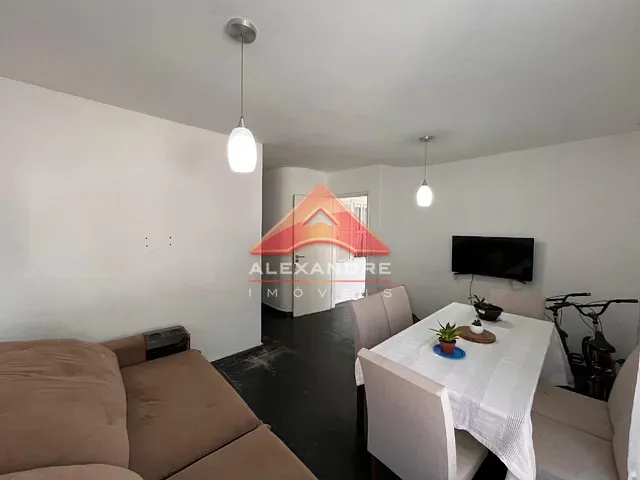Casa com 250m² 3 quartos e 2 banheiros, à venda, no bairro Cidade Vista Verde em São José dos Campos