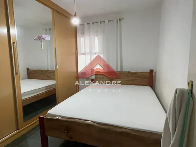 Casa com 250m² 3 quartos e 2 banheiros, à venda, no bairro Cidade Vista Verde em São José dos Campos