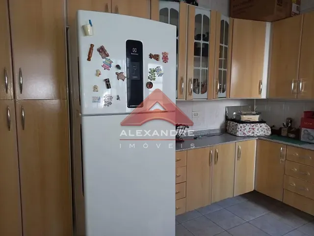 Casa com 250m² 3 quartos e 2 banheiros, à venda, no bairro Cidade Vista Verde em São José dos Campos