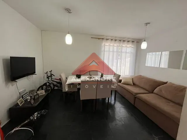 Casa com 250m² 3 quartos e 2 banheiros, à venda, no bairro Cidade Vista Verde em São José dos Campos