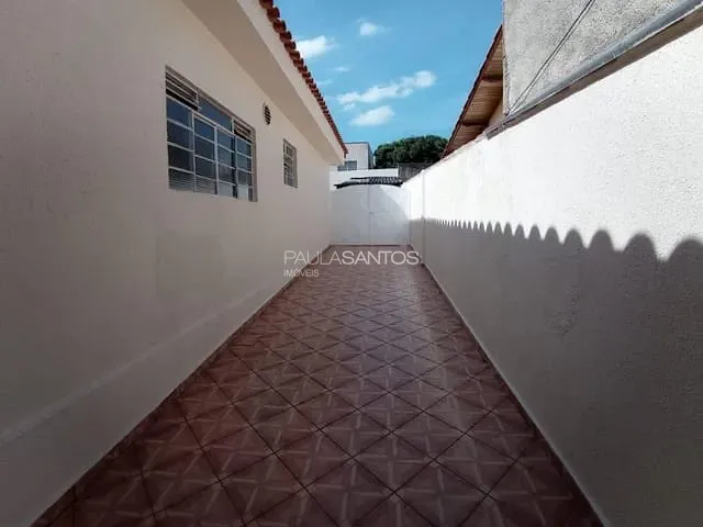 Casa com 300m² 3 quartos e 2 banheiros, à venda, no bairro Jardim Gonçalves em Sorocaba