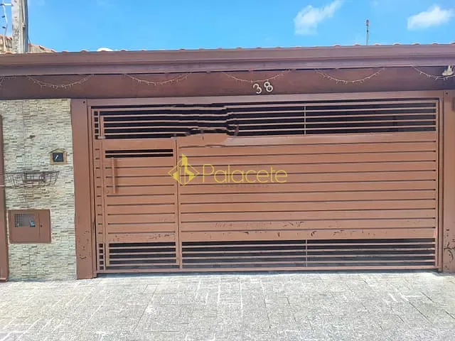 Casa com 150m² 2 quartos e 1 banheiro, à venda, no bairro Vila São João em Pindamonhangaba