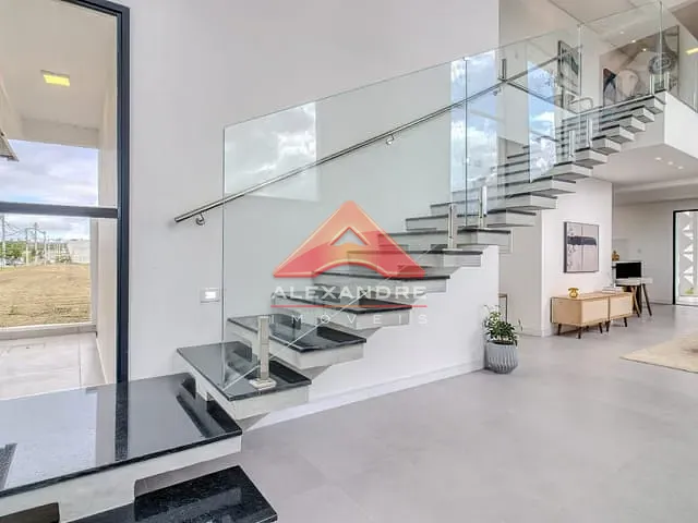 Casa com 250m² 3 quartos e 1 banheiro, à venda, no bairro Jardim das Flores em São José dos Campos