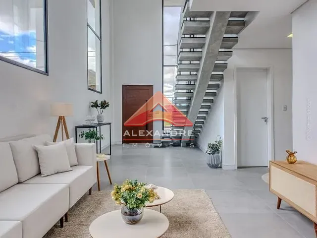 Casa com 250m² 3 quartos e 1 banheiro, à venda, no bairro Jardim das Flores em São José dos Campos