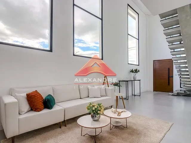 Casa com 250m² 3 quartos e 1 banheiro, à venda, no bairro Jardim das Flores em São José dos Campos